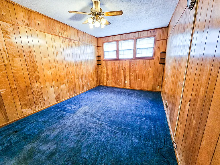 213 Otis Rd — Photo 36