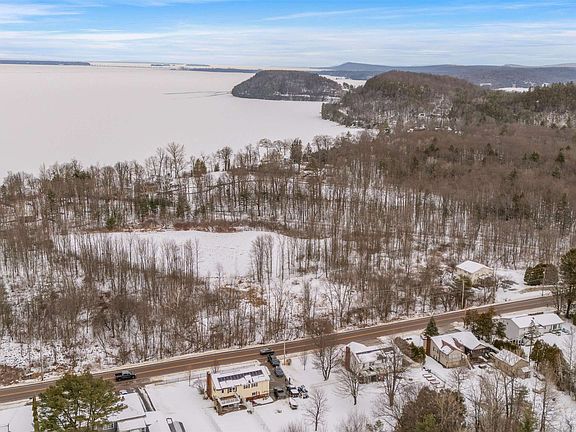 3rd image of 1473 West Lakeshore Drive
