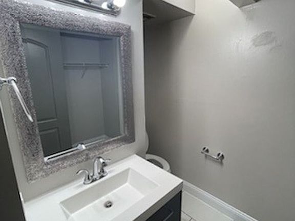 3rd image of 406 W Adams Ave APT I
