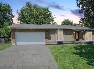 120 Stonemill Ct, Monroe, OH