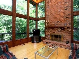 368 S Ballas Rd, Saint Louis, MO 63122