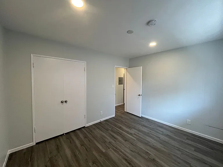 12323 Texas Ave — Photo 20