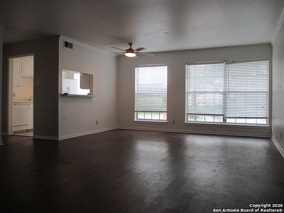 2nd image of 8401 N New Braunfels Ave APT 124A