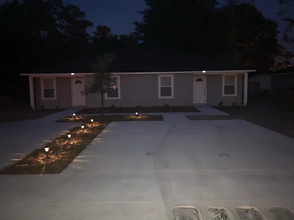 127 N 4th St, Macclenny, FL 32063