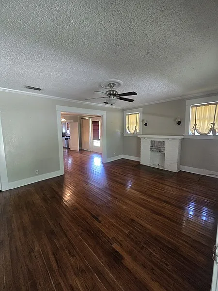 3 bed, 1700 sqft, $1,475 — Photo 3