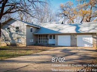 8702 W 78th Cir, Overland Park, KS 66204