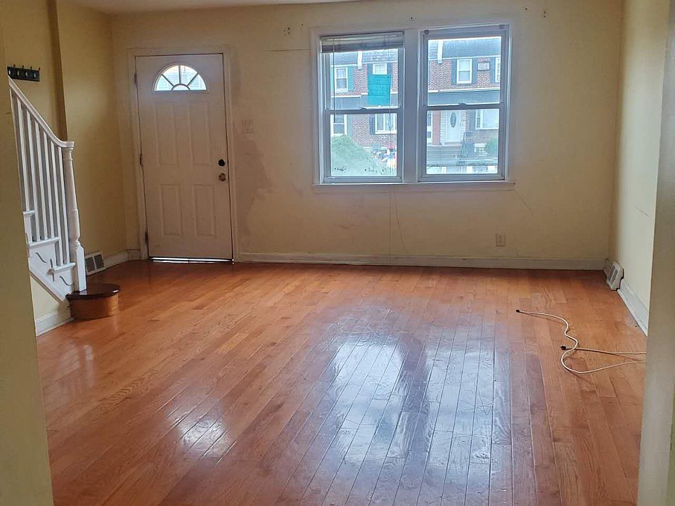 2nd image of 3205 Friendship St