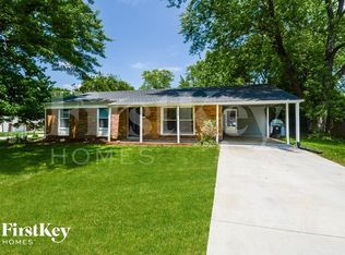 12465 Larkwood Dr, Saint Louis, MO