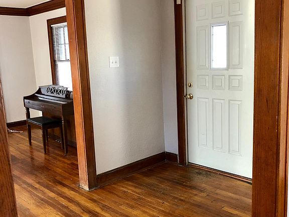 4th image of 2847 N 26th St