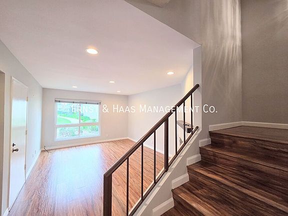 5th image of 3701 Country Club Dr Unit 3