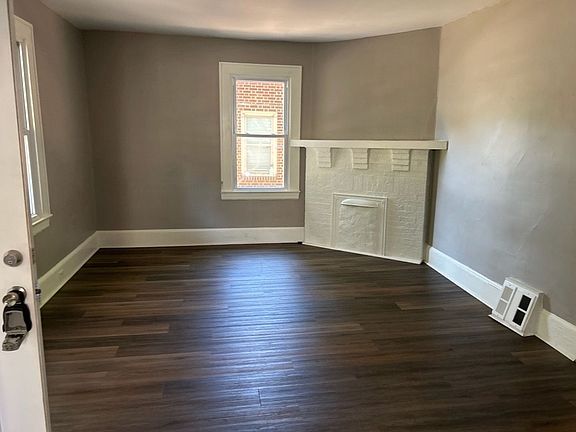 5th image of 2824 N Glenn Ave