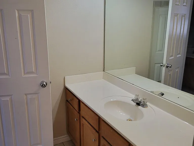 3526 Farah Dr — Photo 11