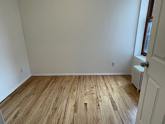 5th image of 32 Leroy St APT 10