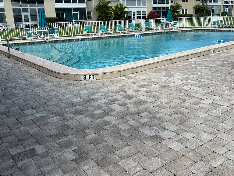 6601 Shuttle Way #10 — Photo 11