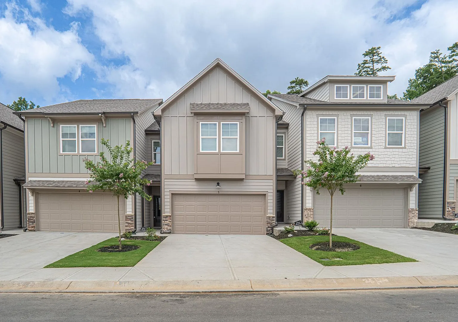 Brand-New Townhome Living at The Summit at Gateway Modern Comfort Near the North Georgia Mountains — Photo 1