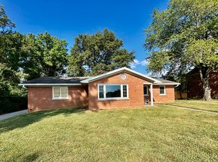 5400 Weaver Rd, Evansville, IN 47711