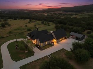 2125 Canyon Wren Loop, Graford, TX 76449
