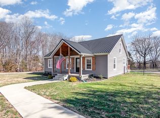 4901 Marion Rd, Cunningham, TN 37052
