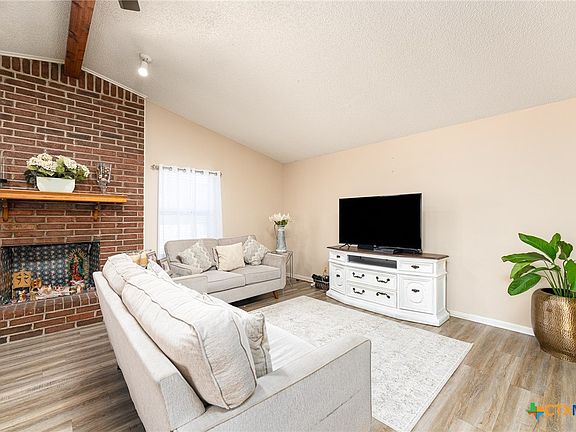 4th image of 3209 Timber Oak Dr