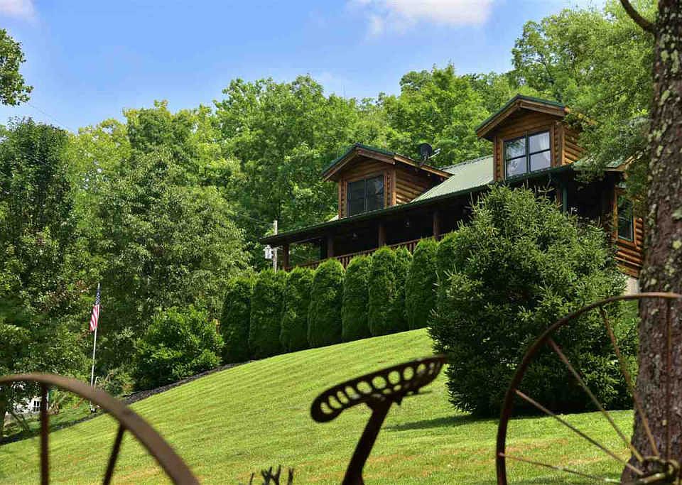 1st image of 4303 Easton Ln