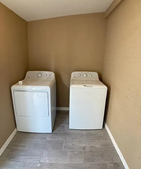 4523 Parrish St — Photo 19