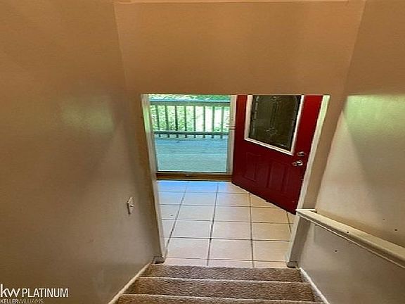 5th image of 3535 Teeple Ave