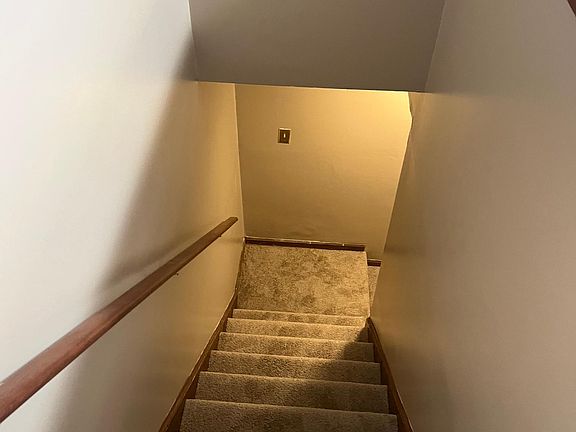 3rd image of 3191 Aqueduct Dr #A