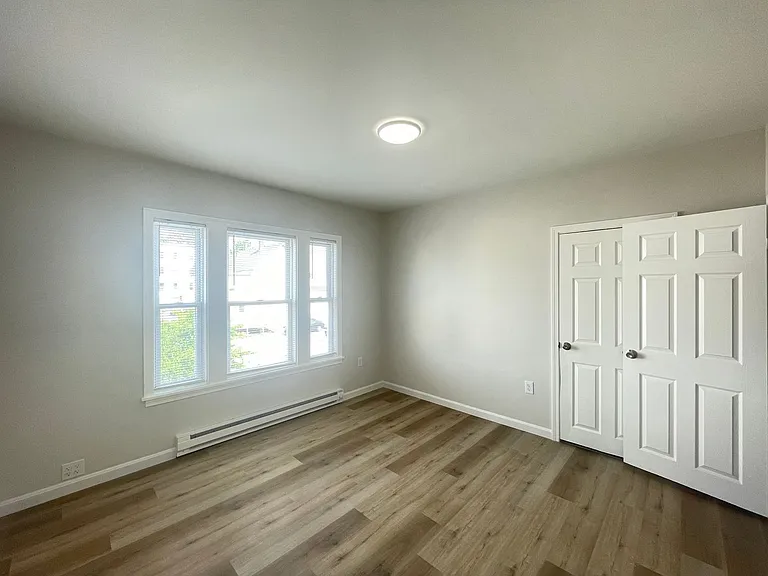 551 Somerville St #3 — Photo 11