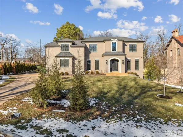 1 Tuscany Park, Saint Louis, MO 63105