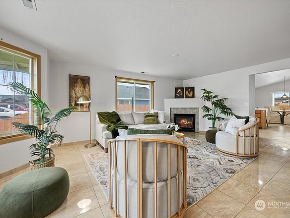 2nd image of 7908 Madiera Dr