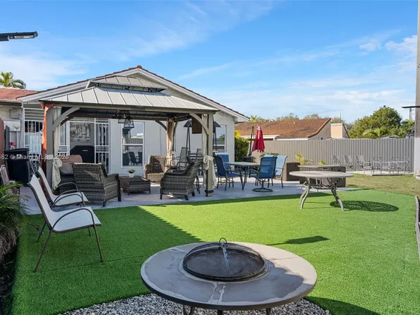 9833 SW 1st St #A, Miami, FL 33174