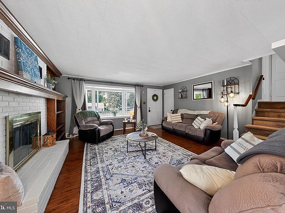5th image of 201 Brakel Ln