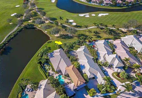 Home For Sale In Woodfield Country Club