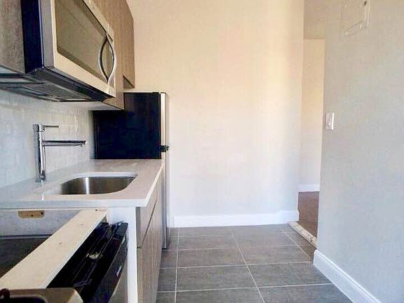 2nd image of 48 Post Ave APT 44