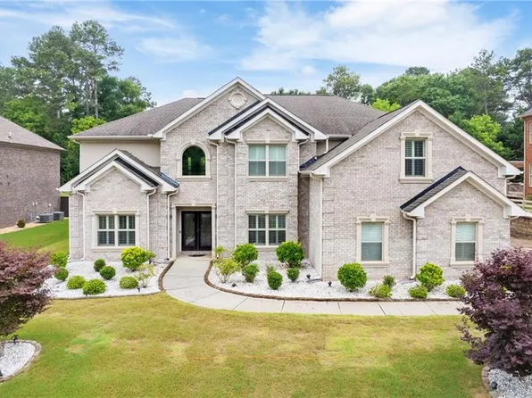 1837 Christopher Dr, Conyers, GA 30094