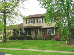 130 Wedgefield Dr, New Castle, DE 19720