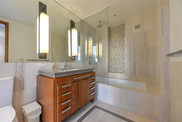 Rented by 212 Consulting Corp | media 31