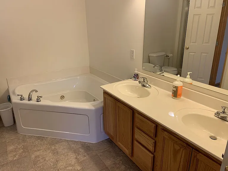 551 French Ln — Photo 12