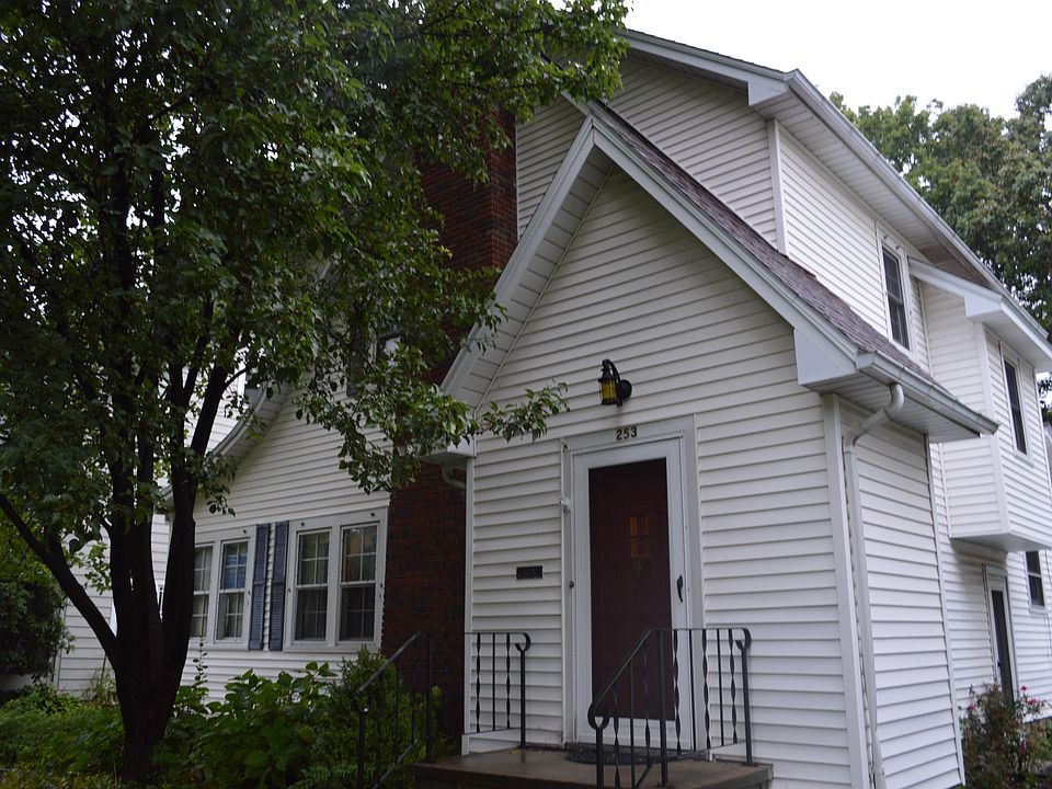 1st image of 253 Kenilworth Dr
