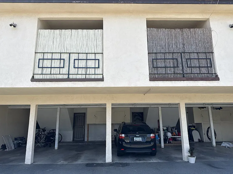1035 Magnolia Ave #5 — Photo 3