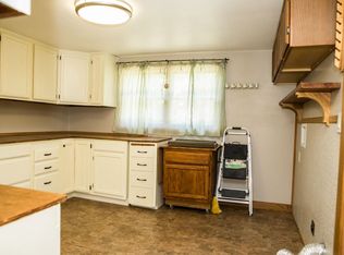 4905 F Rd, Dunbar, NE 68346