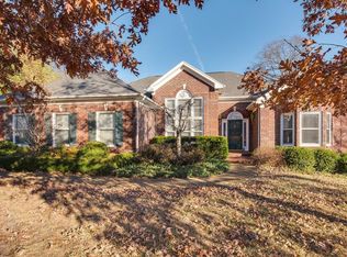8244 Spring Ridge Dr, Nashville, TN 37221