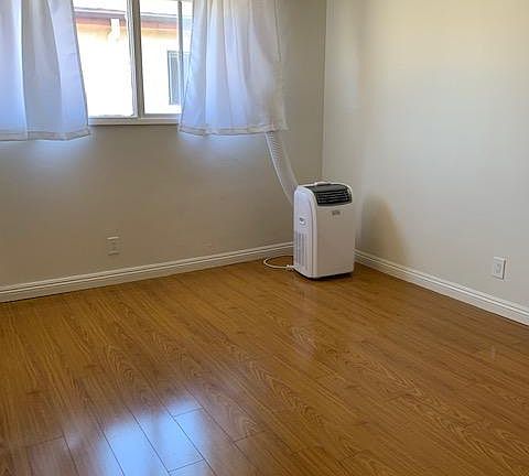 5th image of 1201 S Holt Ave #7