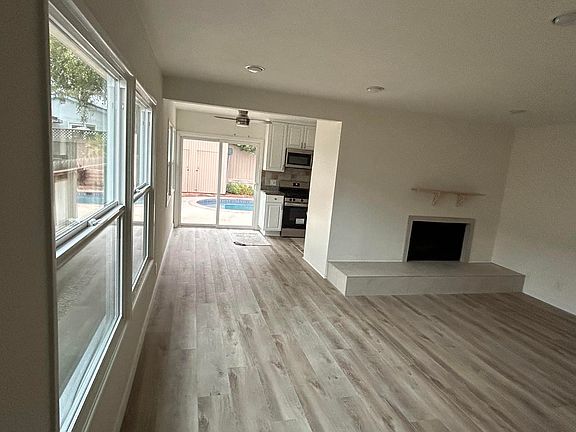 5th image of 1408 Pine Ave