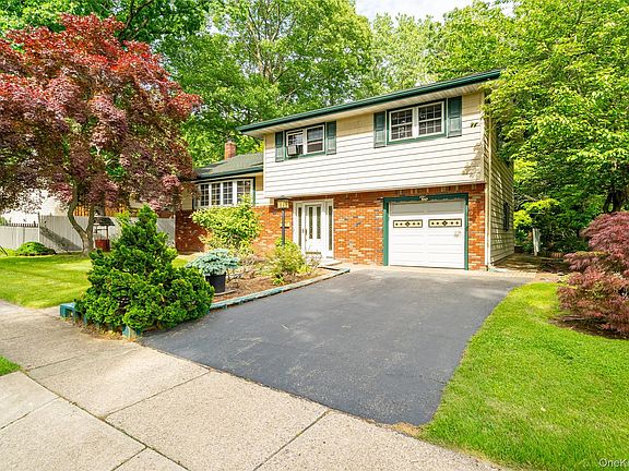 3rd image of 2 Forest Knoll Drive