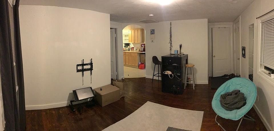 2nd image of 61 Hibiscus Ave