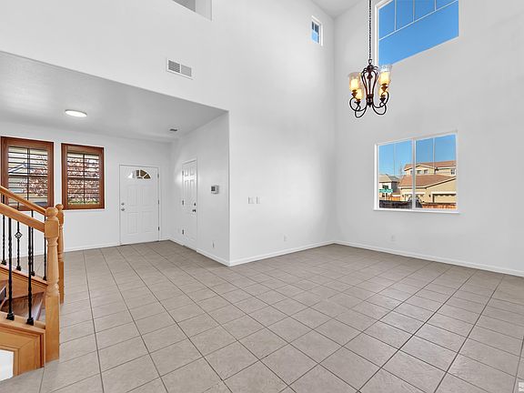 5th image of 6774 Bambey Dr