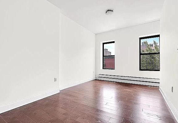 4th image of 245 E 116th St #3B