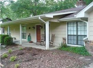 307 Swallow Dr, Brandon, MS 39047