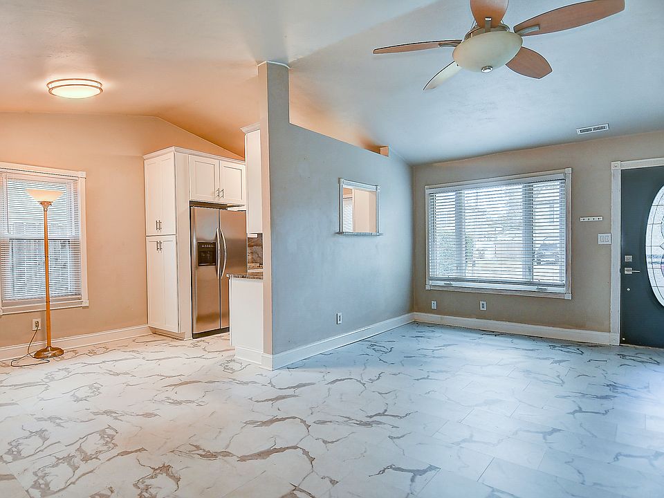1st image of 3813 Clearwood Ct